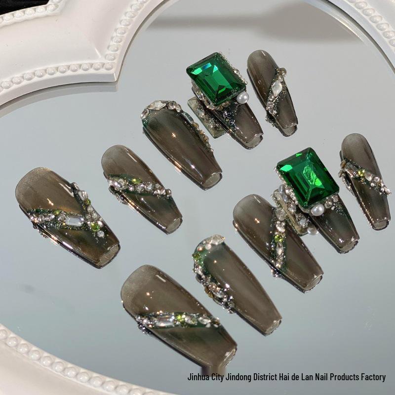 

Dark Academia Old Money Dark Green Diamond Bling Press-On Nails