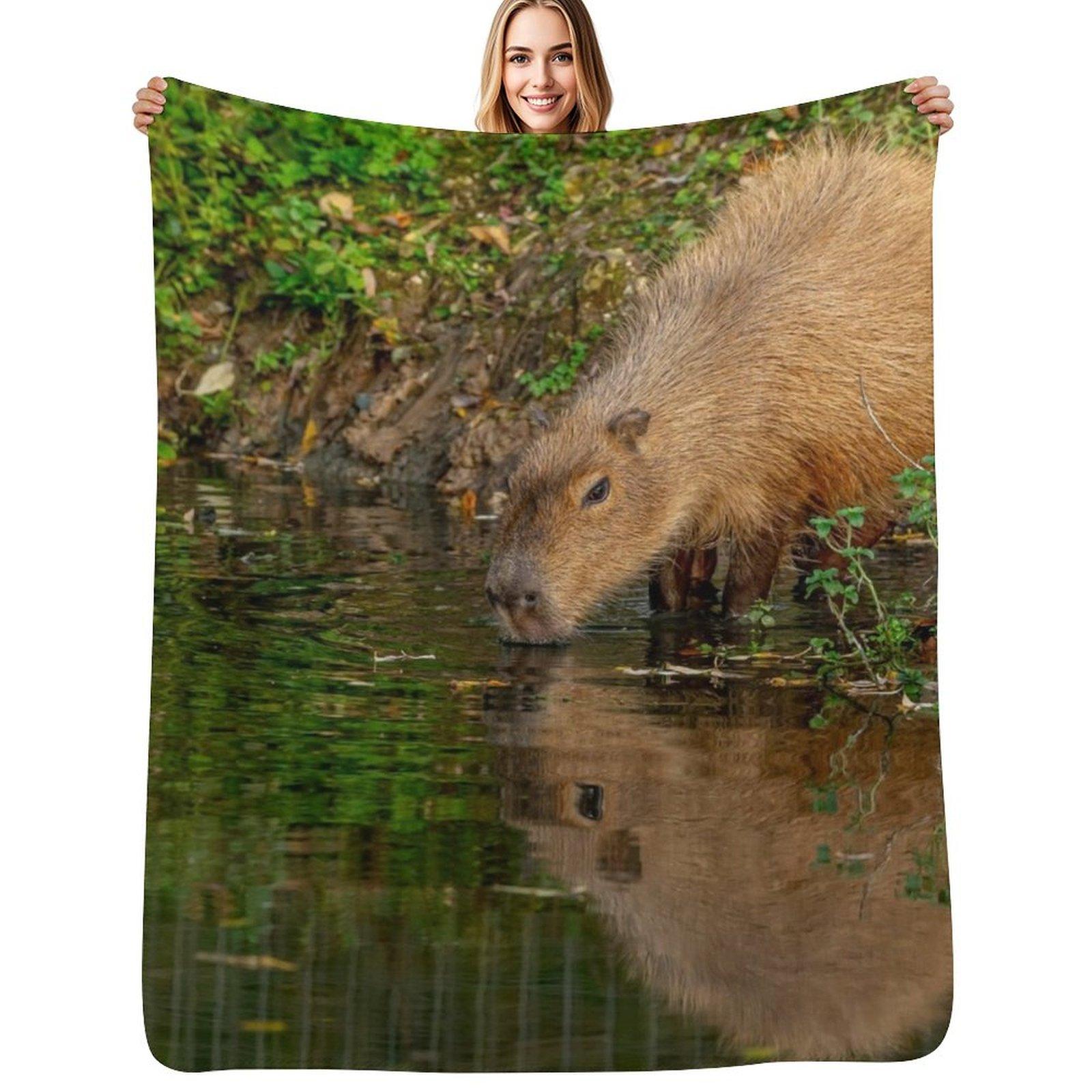 

Capybara taking the water Throw Blanket Cozy Home Blanket Gift for Christmas Holiday 102x76cm(40x30in)