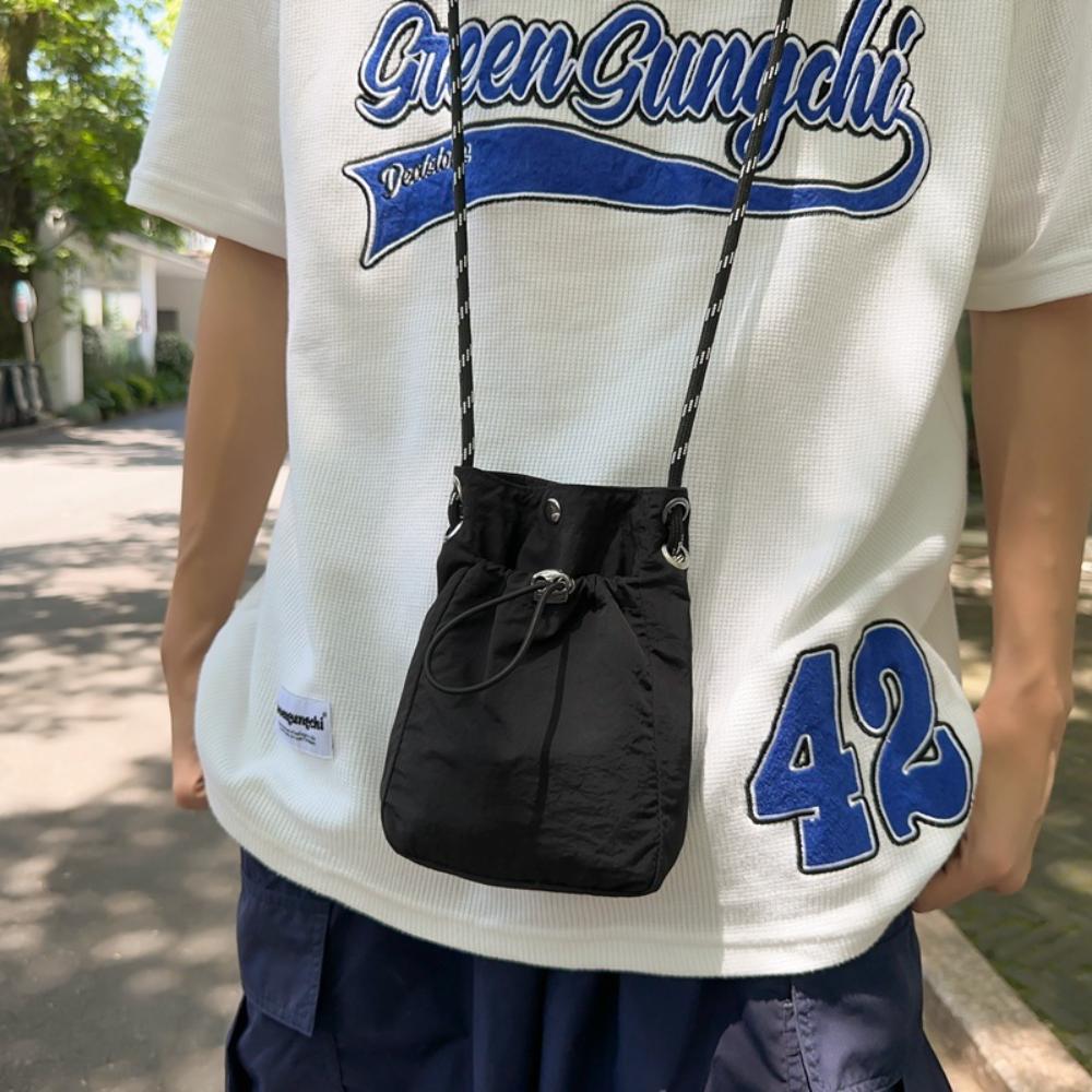 Korean Fashion Mini Nylon Shoulder Bag For Men Women Chic Crossbody Bucket Bag Casual Small Handbag Drawstring Purse Phone Pouch