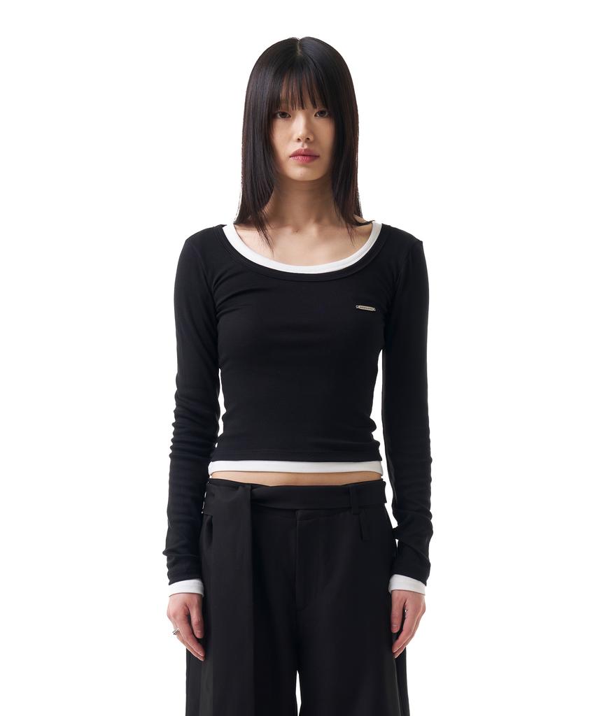 IUGAMAKARAS U-Neck Fitted Top (Black)