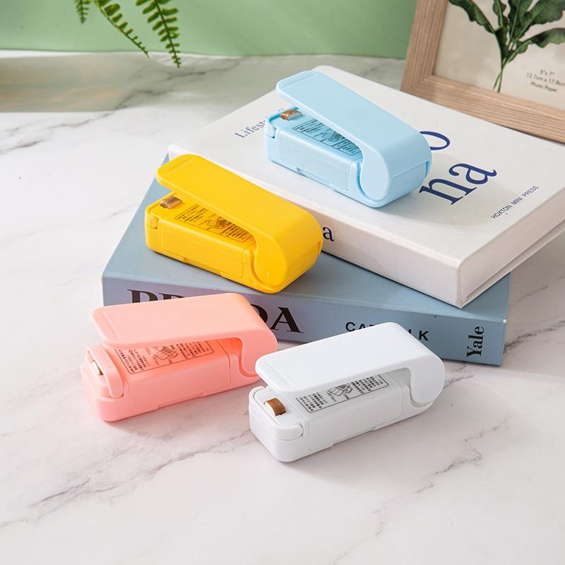 Mini zahřívací stroj na uzavírání sáčků Sáčky na zatavování tepelných plastových sáčků Uzavření přenosných sáčků Balení potravin Tepelné zatavování