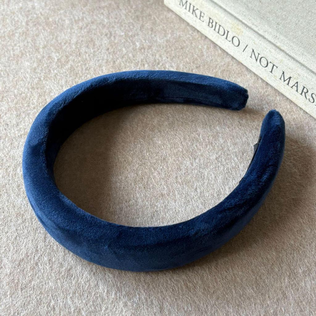 Women's Retro Soft Plush Headband - Wide-Edge, Colorful, High Skull, Solid Color Hair Accessory