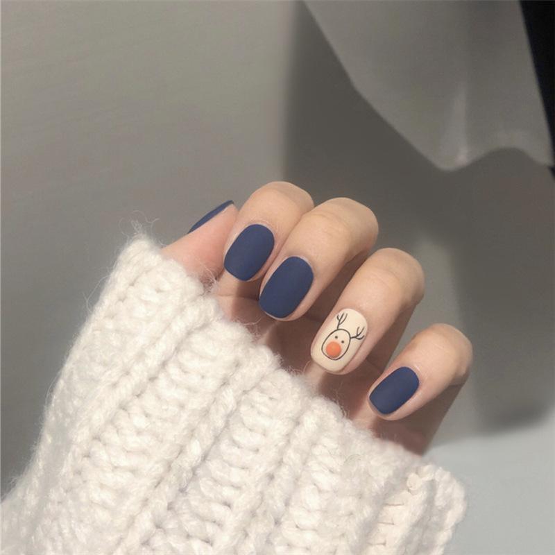 24Pcs Handmade Short Round Coffin Press On Nails Ocean Star Moon Blue Gradient Fake Nails With Glue
