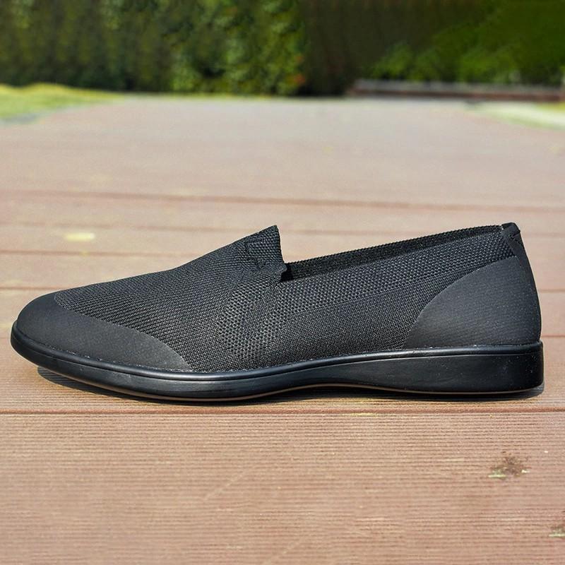 Cloth shoes flying weaving casual breathable non-slip soft bottom mesh durable middle-aged and old walking comfortable retro