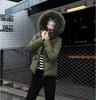 Jaqueta feminina de algodão curta casual de inverno com gola de pele grande e rosto engraçado