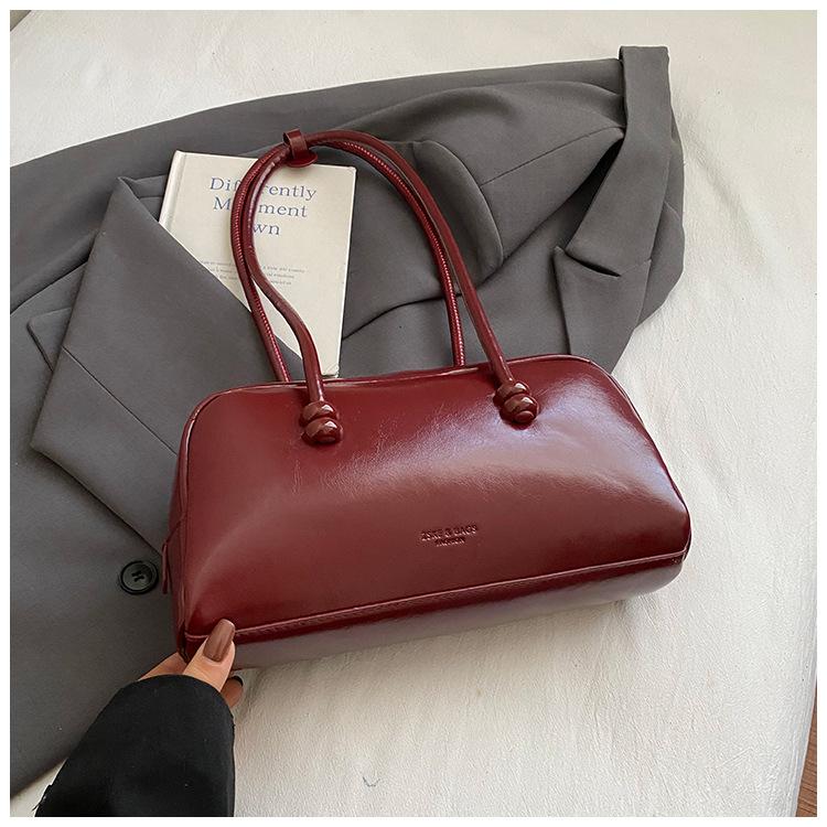 Retro Bag Women's Large Capacity 2025 New Autumn and Winter Versatile Casual Shoulder Underarm Bag Textured Commuter Pillow Bag