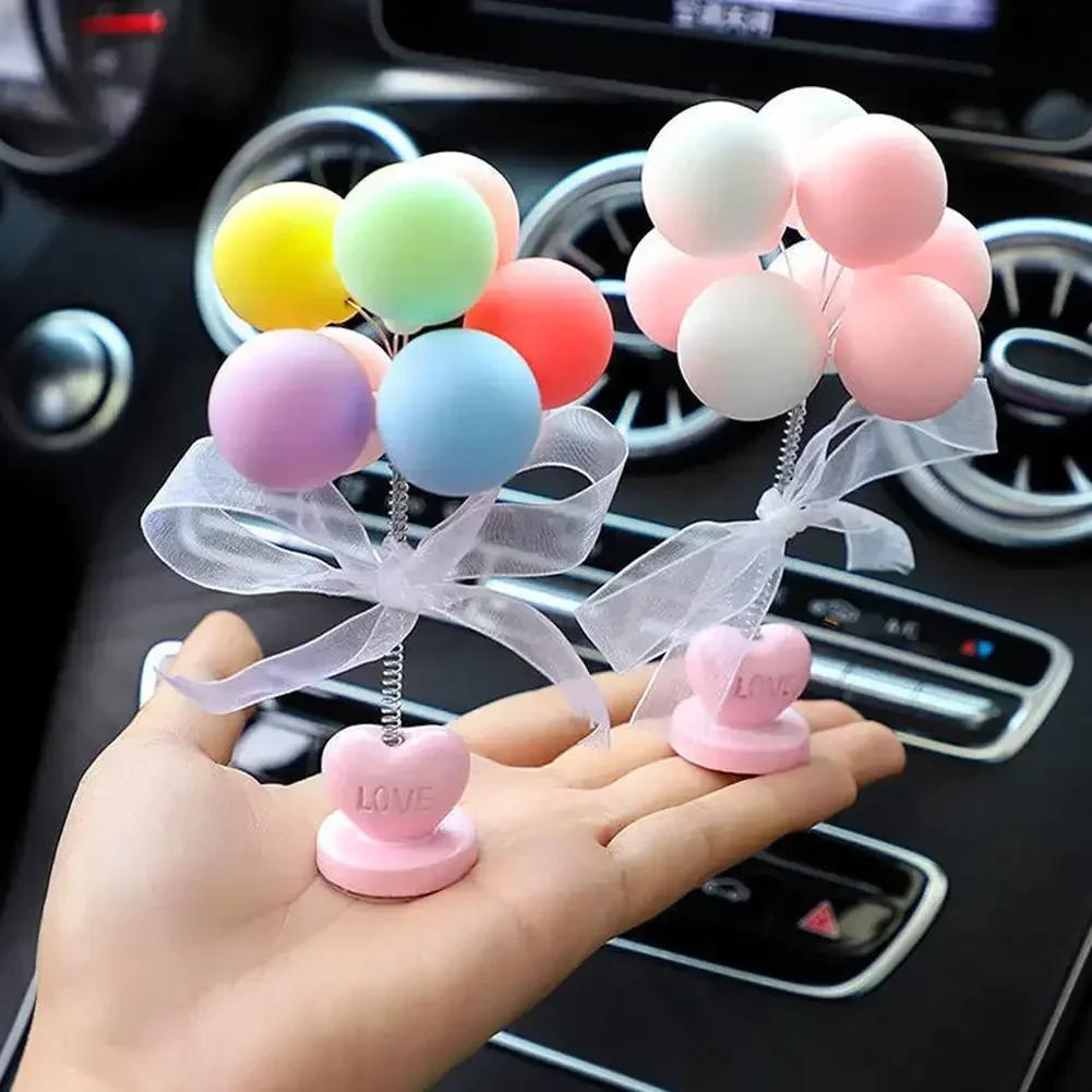 Creative Shaking Head Balloon Car Center Console Decorative Ornaments Cute Bobblehead Car Decorations Car Interior Accessories