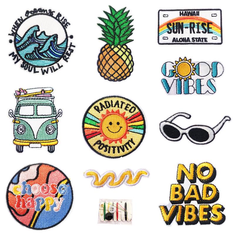 

Summer Style Cartoon Sun Glasses Embroidered Cloth Patch for Clothes Decoration