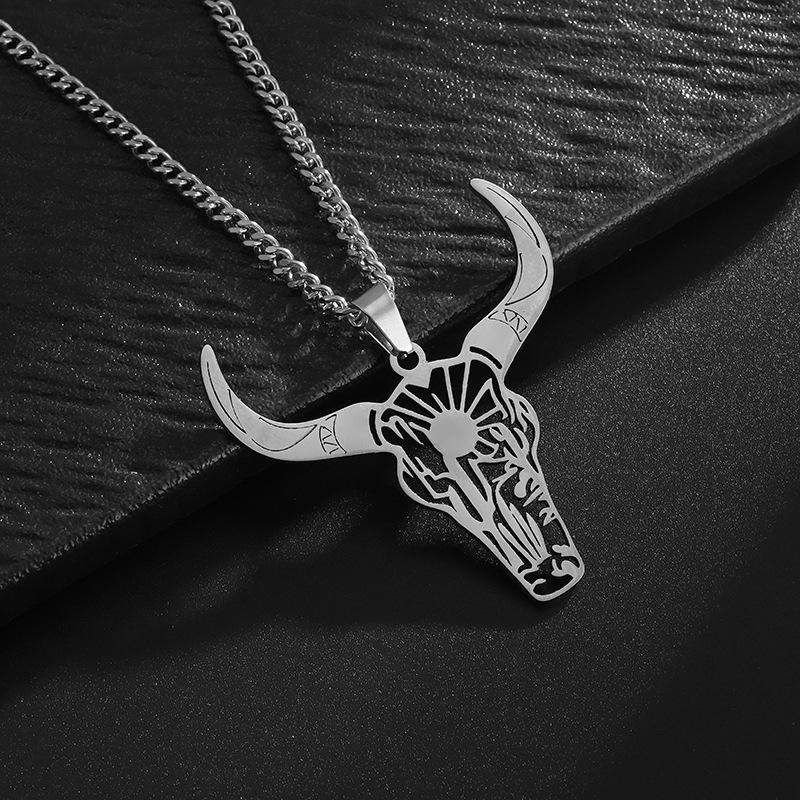 Fashionable Bull Head Men's Mexican Bullfighting Trend Jewelry Pendant Necklace
