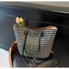 New Casual Versatile Large-capacity Shoulder Commuter Bag Woven Bag Fashionable Striped Straw Bag Women's Bag