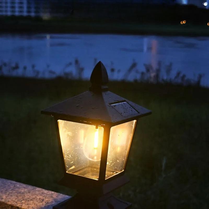 Solarbetriebene Hofleuchte Wasserdichtes Außenlicht Hausförmig für Gartenwand Rasenweg Rasenlicht Terrasse Heimdekoration