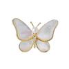 Meng Wanzhou's Pearl Butterfly Brooch: A Chic Accessory Protecting the Mother-of-pearl, Perfect for Elegant Women's Suits.