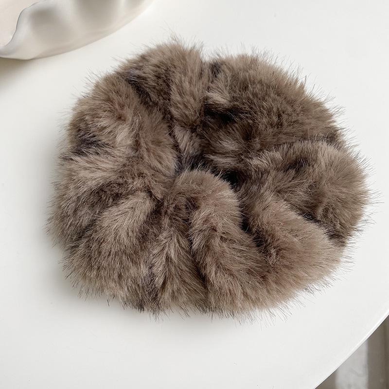 

Плюшевый шарик для волос: Высокоэластичный, прочный аксессуар для волос на осень/зиму серый