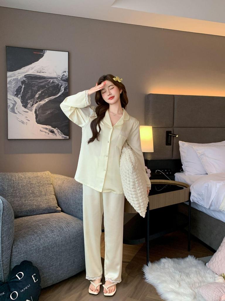 2026 Women's Ice Silk Backless Lace Long Sleeve Pajama Set