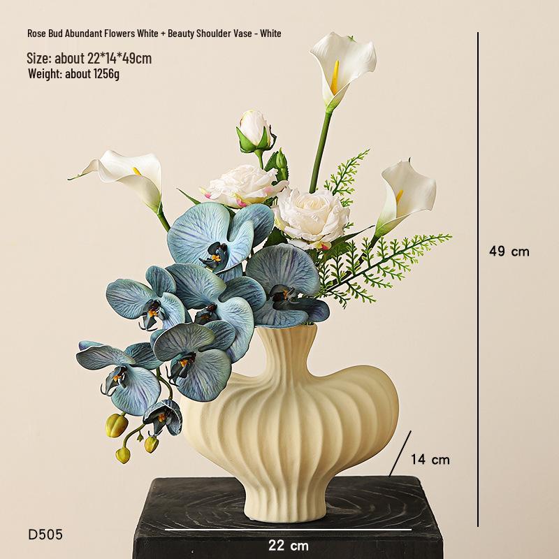 Luxuriöser künstlicher Blumenstrauß zur Dekoration von Wohn- oder Esszimmer