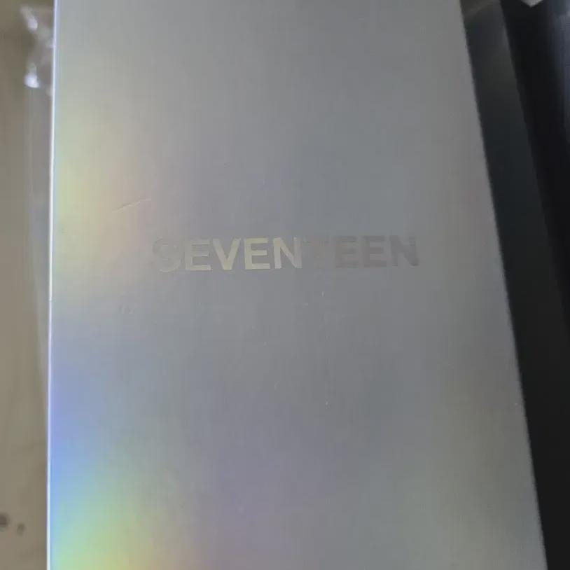 

Seventeen Neurot Bong