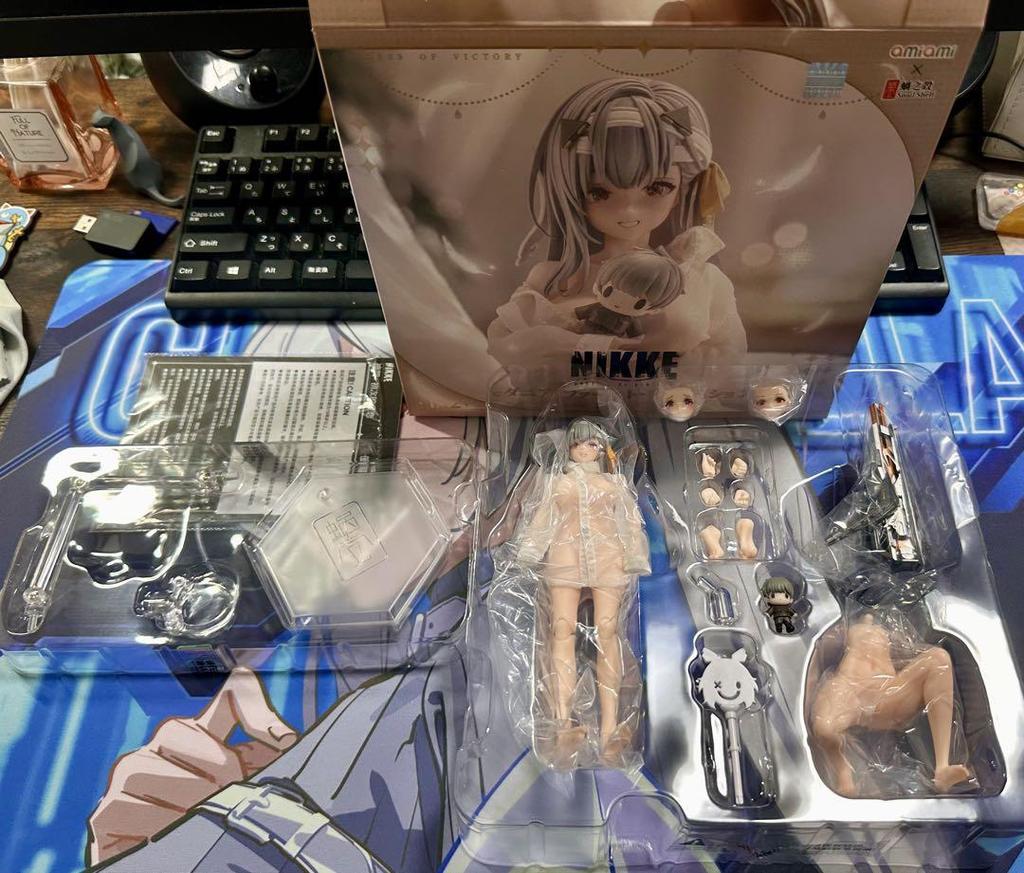 [USED] Snail Shell NIKKE Modernia First Affection