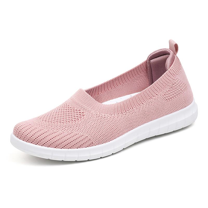 Women's Comfortable Soft-Sole Slip-On Beijing Cloth Shoes - Non-Slip, Breathable Flats for Spring/Summer
