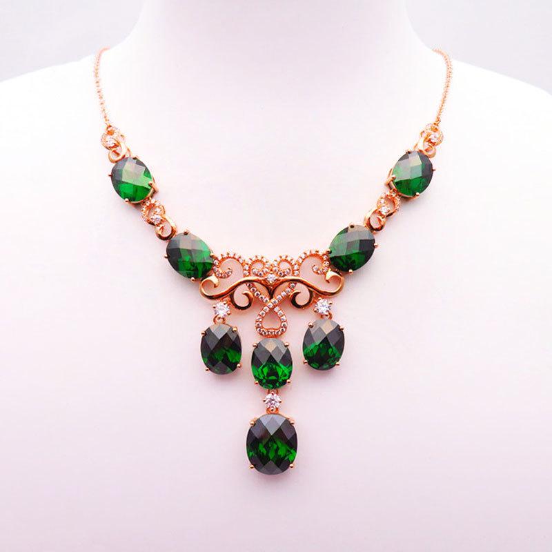 Exquisite Russian 585 Purple Gold Fashion Luxury Greenstone Egg Necklace Color Gold Plated Rose Gold Retro Set Chain