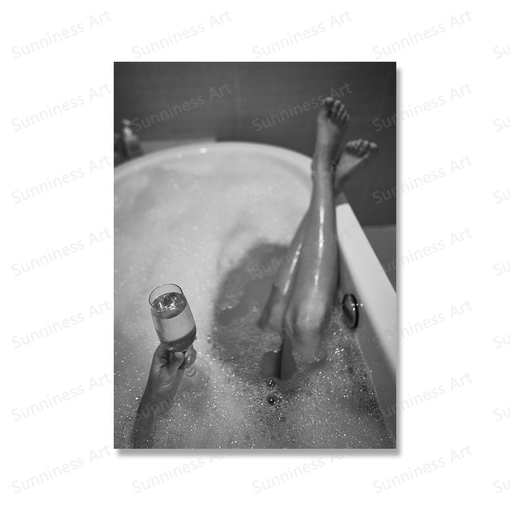 Toaletă modernă, femeie sexy, imprimeuri pe pânză, bar, fată, băutură, baie, afișe, modă, negru, alb, şampanie, pictură, decor