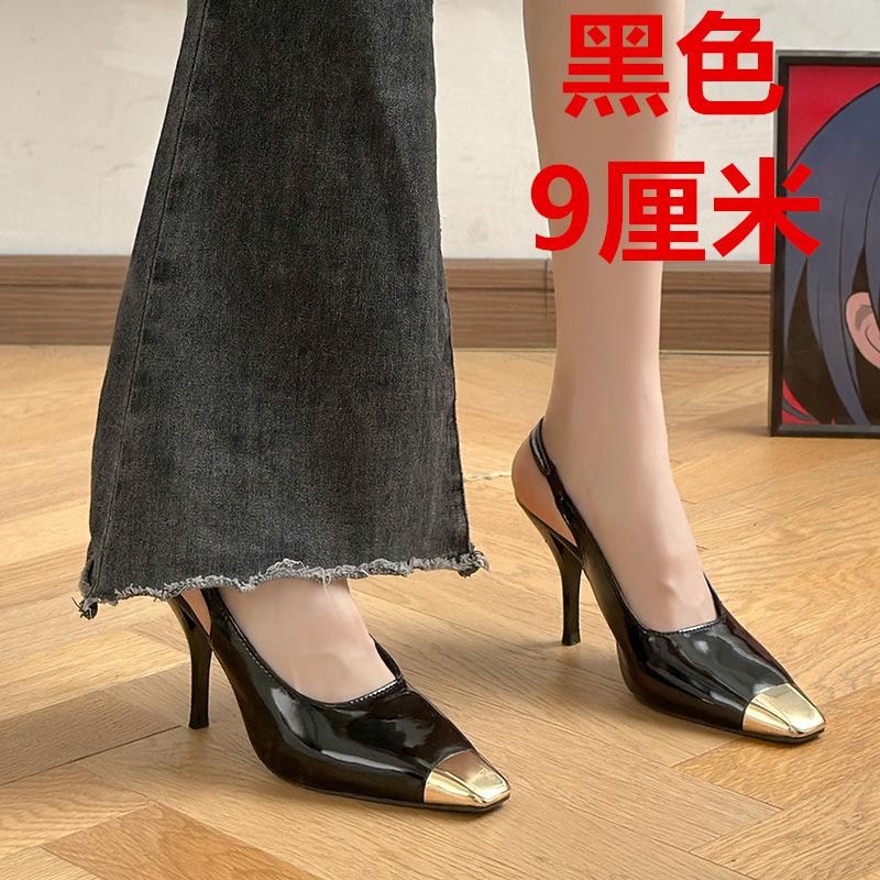 

Black professional high heels women s new models are not tired, thin heels, metal head, light mouth, square head sandals. 35