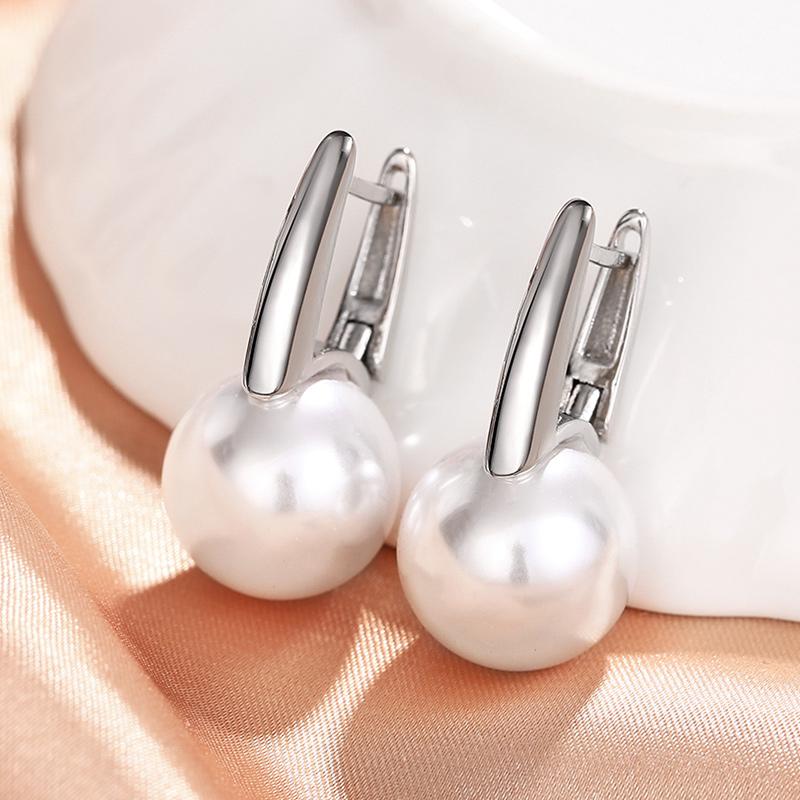 Huitan Simple Elegant Imitation Pearl Earrings for Women Metal Silver Color Fashion Versatile Lady's Ear Accessories New