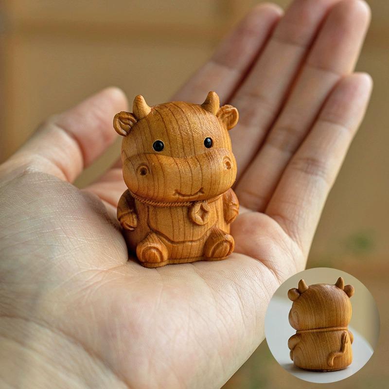 

Скелястий кипарис Різьба по дереву за знаками зодіаку: Кролик, Півень, Собака, Свиня Ручна прикраса - Оригінальний Дерев яний Звір Настільний Декор.