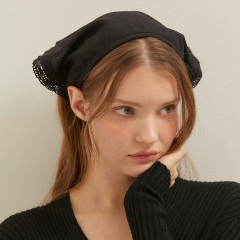 Favorite Noun Hepburn Scarf_Black