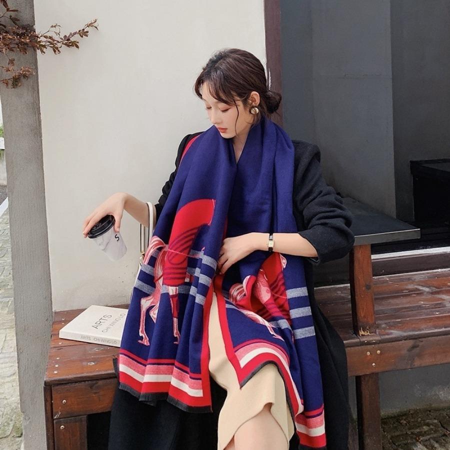 

1Pc Animal Print Winter Cashmere Scarf Women New Thick Warm Shawls темно-синього кольору