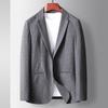 Takım elbiseler ve blazer ceketler – Blazer ceketler
