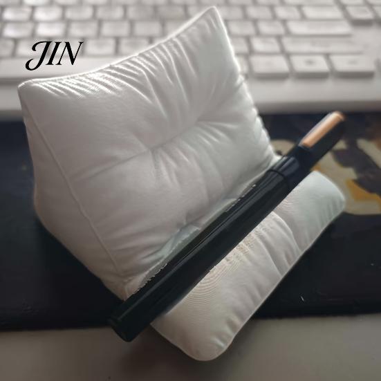 Hands-free Phone Stand 3D Printed Pillow Holder, Non-slip Game Console for Gaming Desk, Decorative Shape Mount Switch Lite Cell Holder