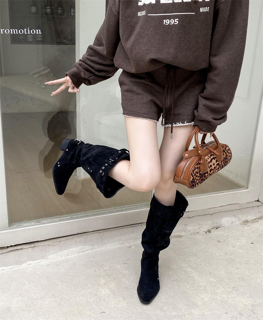 

Но женские ботфорты 2025 новые хаки замшевые остроносые ботинки детские толстый каблук тонкие плиссированные ботинки-чулки 39