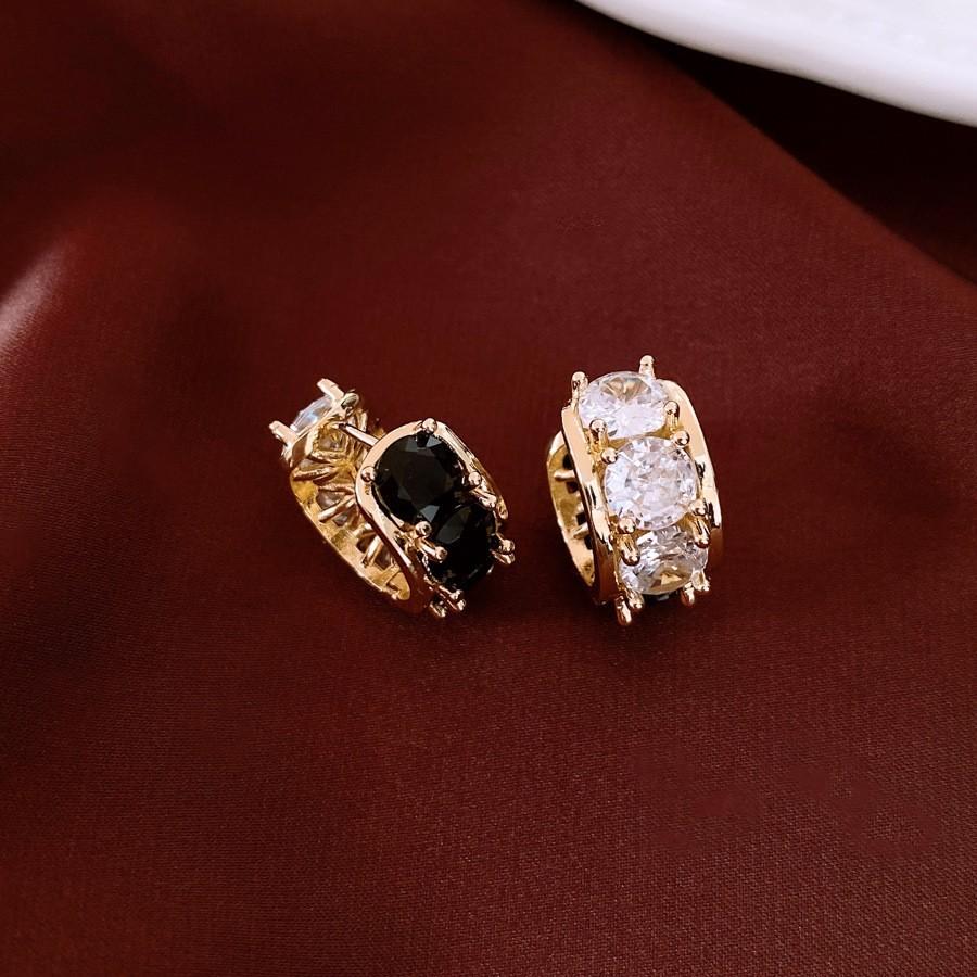 Silver Needle Diamond Oval Pendant Fringed Earrings Medieval Vintage Court Style Stud Earrings Light Luxury Retro Earrings