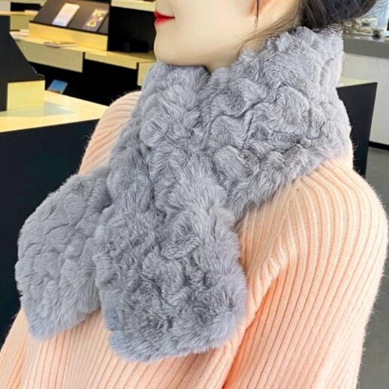 Thickened version of soft waxy wool scarf, female Korean version of solid color versatile cross short imitation Rex rabbit scarf, autumn