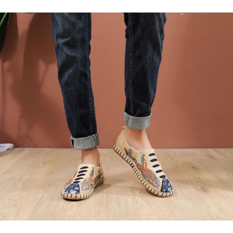 Chinese-style Embroidered Multi-layered Sole Cloth Shoes for Both Men and Women, Ethnic-style Embroidered Cloth Shoes
