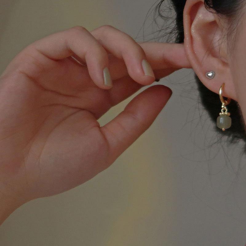 Hetian Jade Ear Buttons for Women's Ear Piercing Ear Studs Niche Design Gentle and Compact Earrings Chinese Style