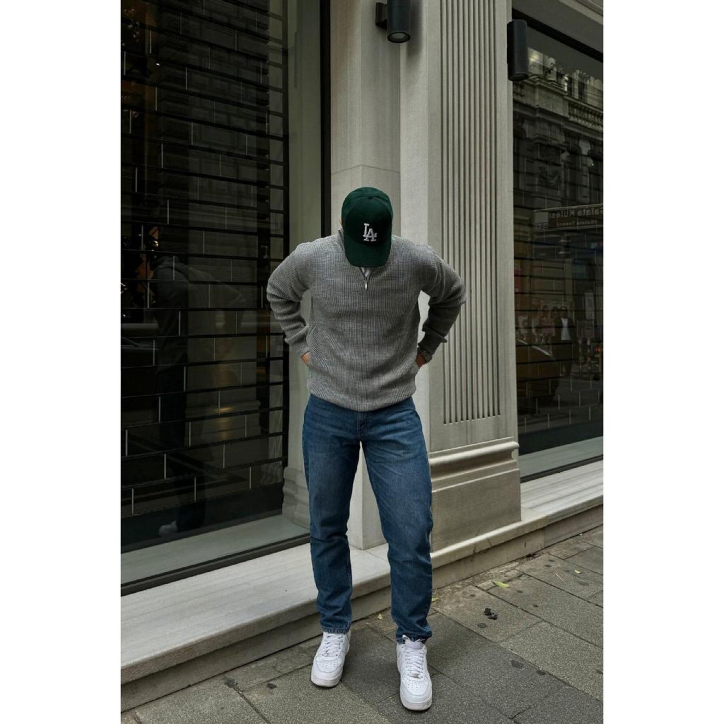 Men's Half Zipper Stand Collar Thick Sweater Knitwear