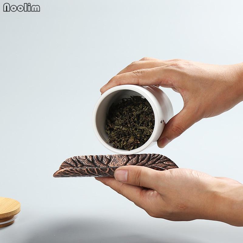 Ceramic Tea Caddy with Bamboo Lid Portable Travel Sealed Can Canister Kitchen Storage Bottle Spice Food Jar