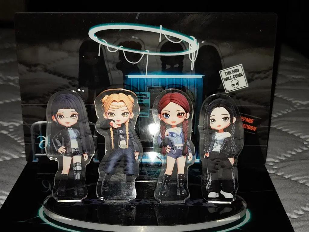 Suporte acrílico edição limitada de evento AESPA Usado