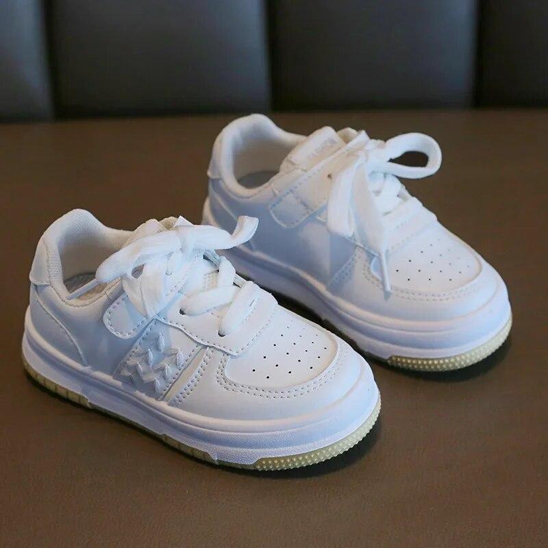 Babyschuhe Kinder weiße Schuhe für Mädchen Jungen Sport Sneakers mit Gummisohle Atmungsaktive lässige Kinder Turnschuhe Schullaufschuhe