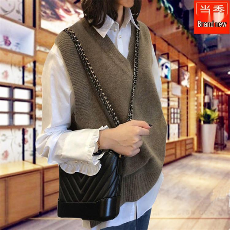 Women's V-Neck Knitted Sweater Vest - Spring/Autumn 2026 Collection, Loose-fit, Versatile Japanese Style Outerwear