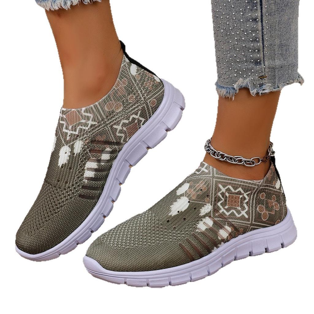2025 autumn new foreign trade large size women's shoes breathable fly-woven shoes round head European and American casual fashion single shoes women