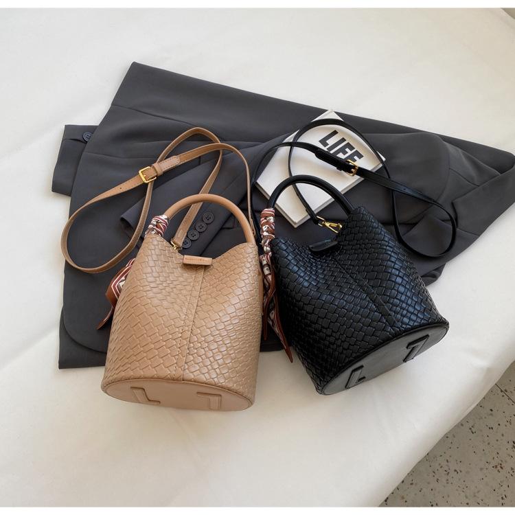 Bucket Bags Women Woven Pattern Handbag Scarves Handheld Messenger Totes Bag