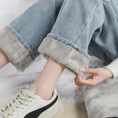 2025 Plush Thickened Girls' Wide-Leg Jeans for Autumn/Winter - Junior High School
