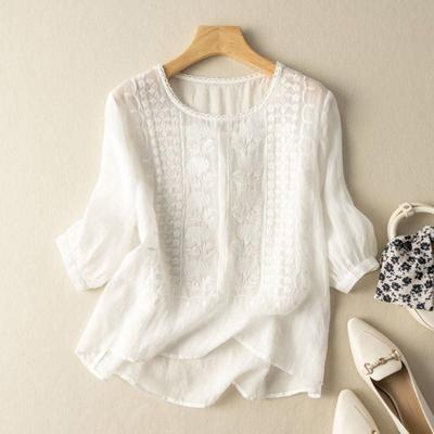 Women Tops Round Neck 3/4 Sleeve Puff Sleeve Loose Fit Casual Tops Embroidery Irregular Hem Blouse Spring Summer Wear