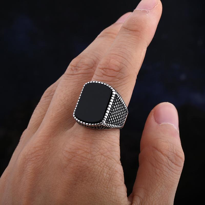 Simple Fashion Stainless Steel with Black Agate Stone Rings for Men Women High Quality Wedding Jewelry Gifts Dropshipping