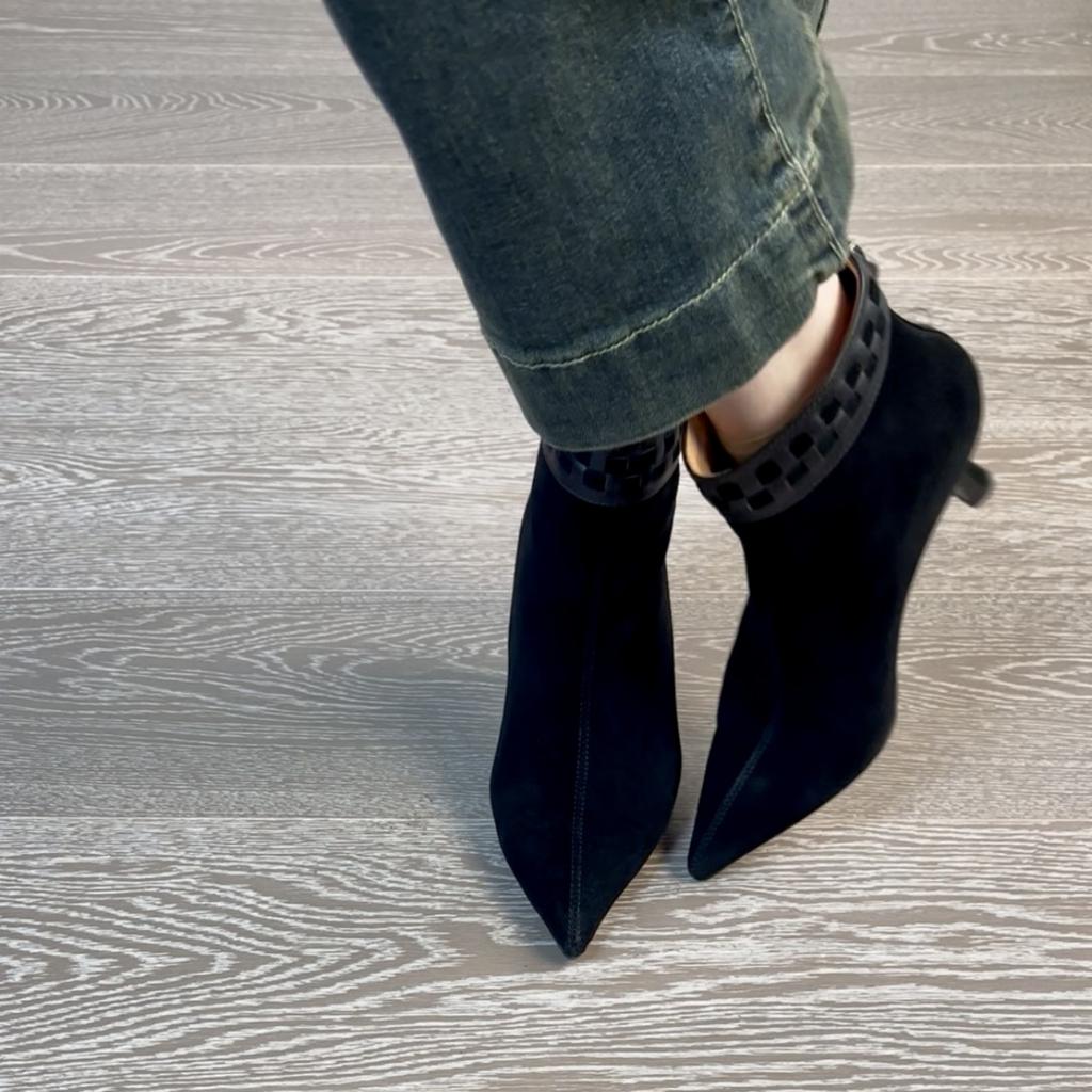 7.5Cm Korean Version of Fashion High-heeled Short Boots Women's Autumn and Winter Versatile Pointed Boots Black Fashion Temperament and Ankle Boots