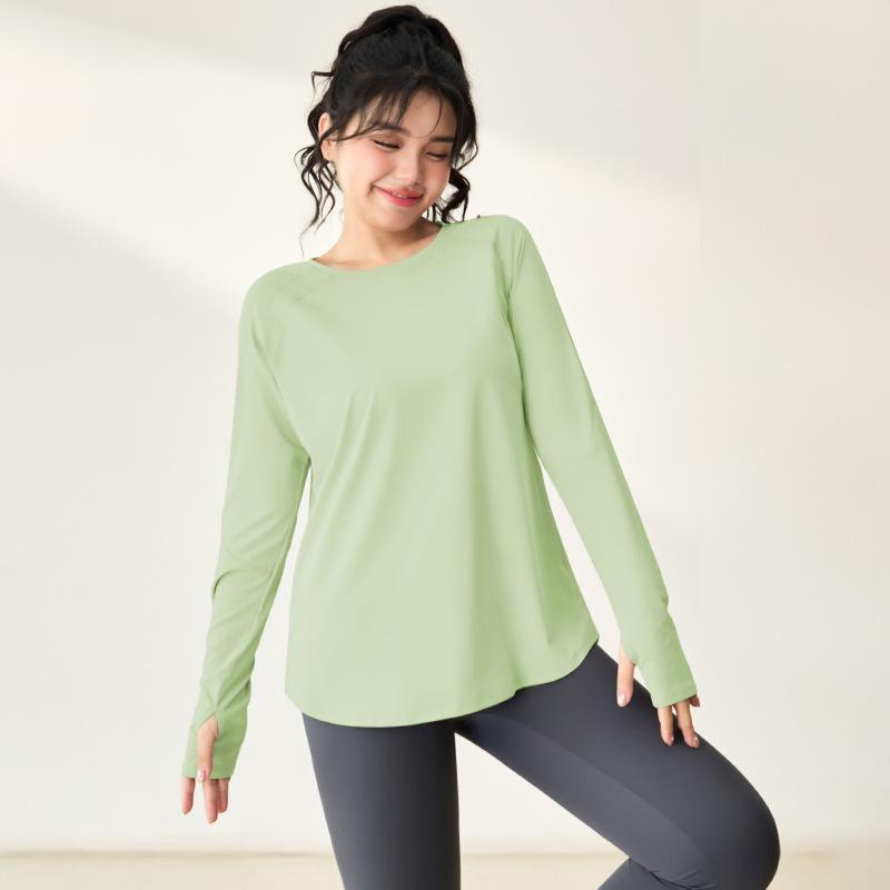 Plus Size Women's Quick-Dry Long-Sleeve Yoga Top for Running and Training
