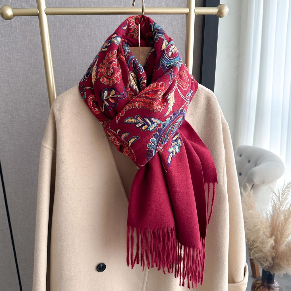 Winter Warm Cashmere Scarf for Women Paisley Embroidery Pashmina Blanket Thick Shawl Wrap Neckerchief Elegant Poncho Bufanda