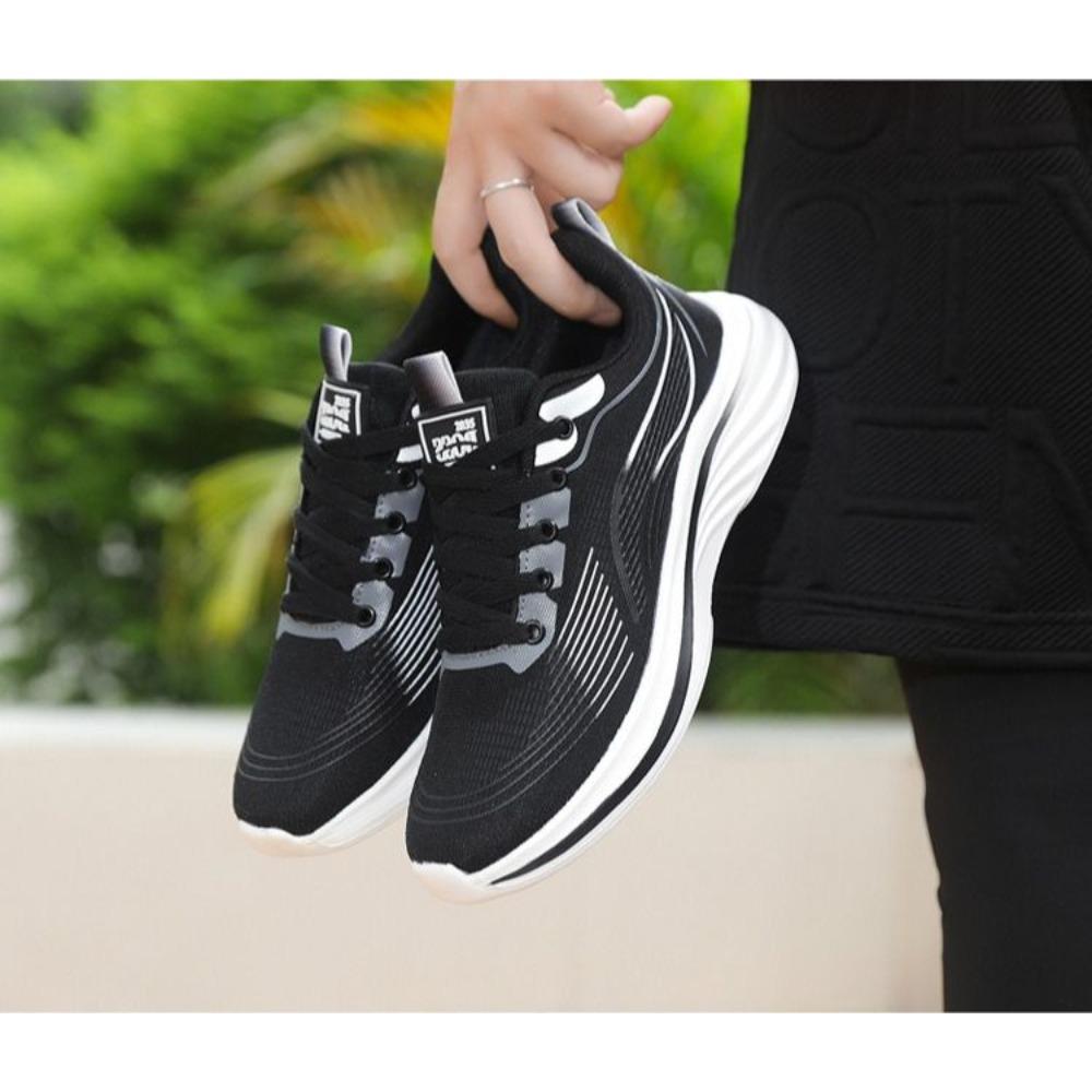 Sommer Neue Herrenschuhe Eis Seide Atmungsaktiv Weicher Boden Leichte Sport- und Freizeitschuhe Modisch und Vielseitig Laufschuhe